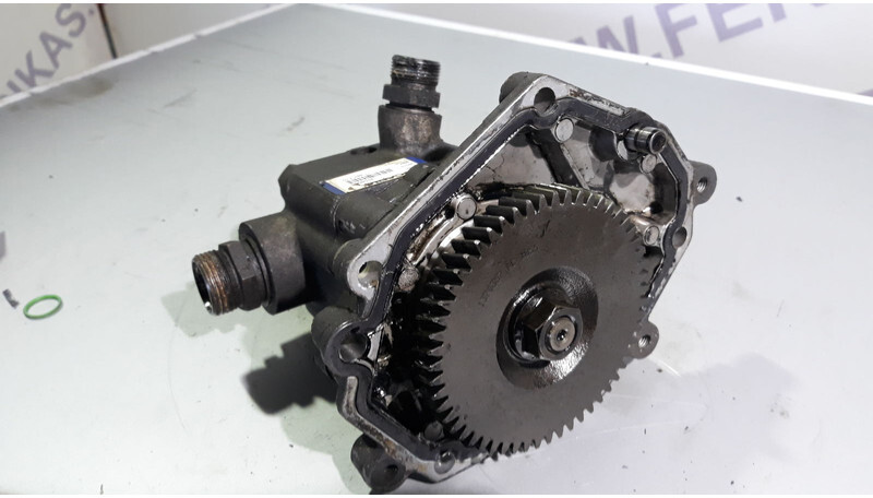 Scania hydraulic steering pump - Bơm lái cho Xe tải: hình 1 Scania hydraulic steering pump - Bơm lái cho Xe tải: hình 1