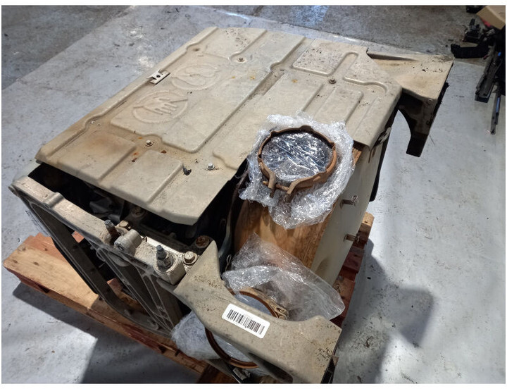 Volvo FM - Bộ chuyển đổi xúc tác cho Xe tải: hình 3 Volvo FM - Bộ chuyển đổi xúc tác cho Xe tải: hình 3