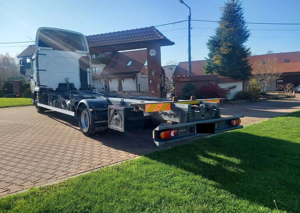 DAF 45 - Xe chở container/ Xe tải hoán đổi thân: hình 4 DAF 45 - Xe chở container/ Xe tải hoán đổi thân: hình 4