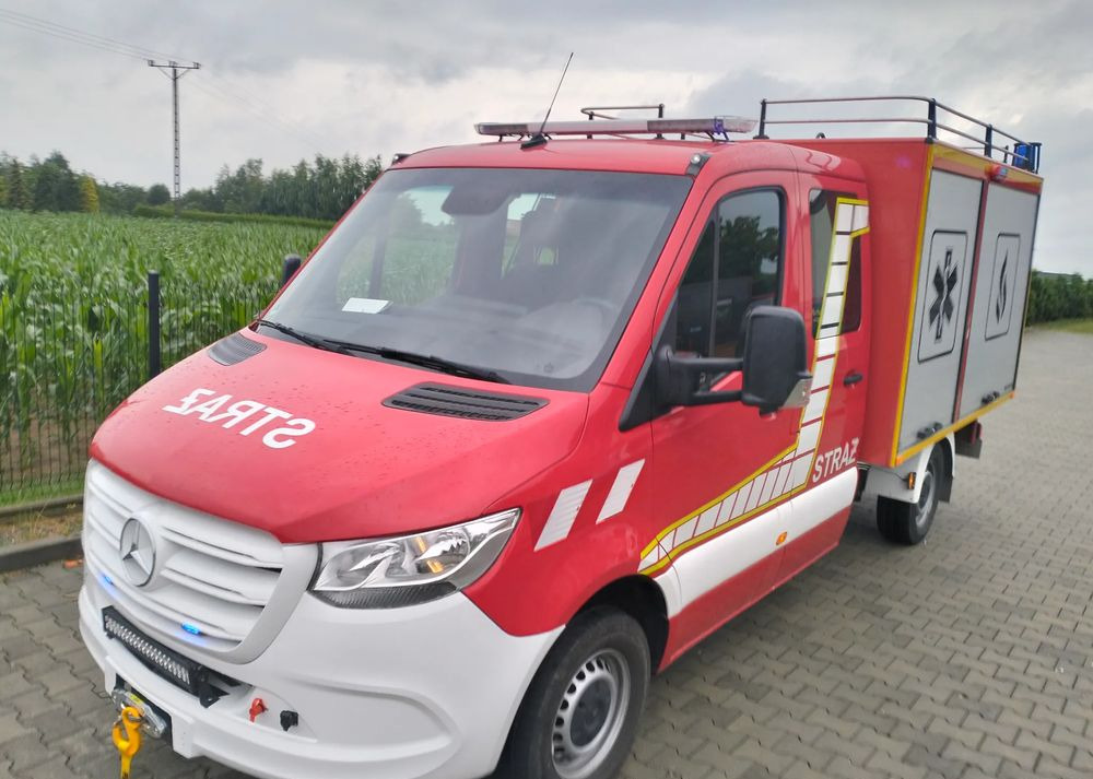 Mercedes-Benz Sprinter 907 straż strażacki pożarniczy Hasici Pompier - Xe tải cứu hỏa: hình 5 Mercedes-Benz Sprinter 907 straż strażacki pożarniczy Hasici Pompier - Xe tải cứu hỏa: hình 5