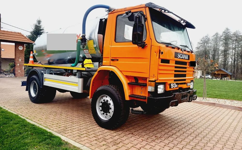Scania 93 H 4X4 ALLROAD 4 WD - Xe bồn: hình 2 Scania 93 H 4X4 ALLROAD 4 WD - Xe bồn: hình 2