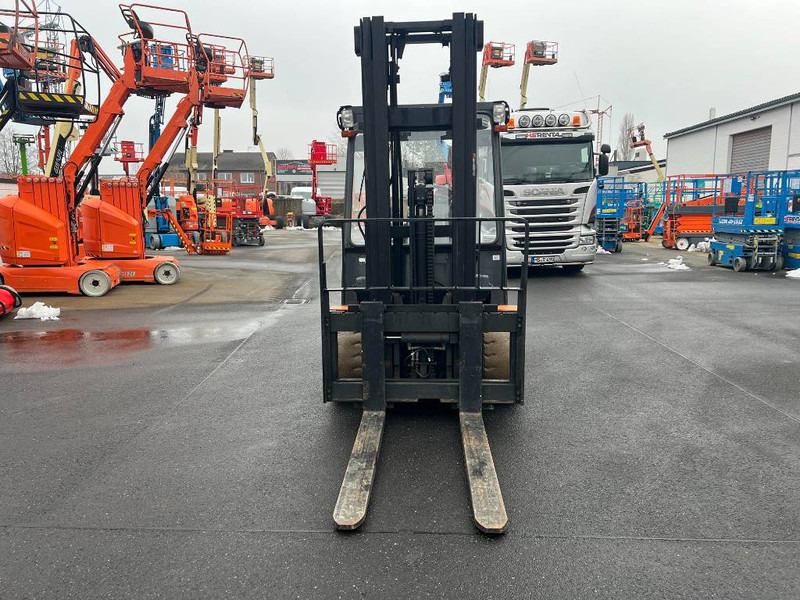 Doosan B50X5 5T 6m Triplex non-marking (1841) - Xe nâng điện: hình 4 Doosan B50X5 5T 6m Triplex non-marking (1841) - Xe nâng điện: hình 4