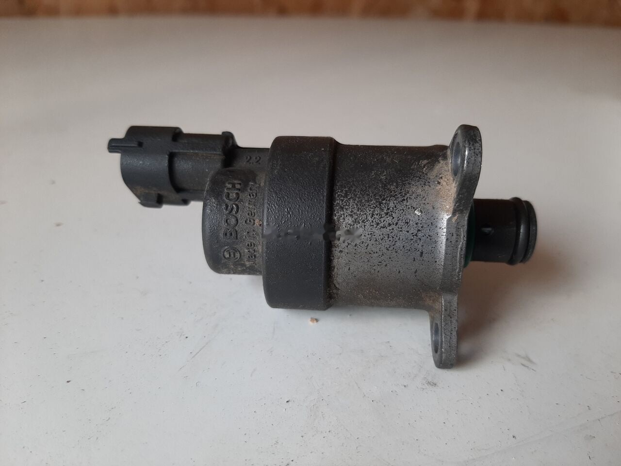 Klapan davleniya toplivnoy sistemy Bosch 4992596 Bosch - Hệ thống nhiên liệu cho Xe bus: hình 2 Klapan davleniya toplivnoy sistemy Bosch 4992596 Bosch - Hệ thống nhiên liệu cho Xe bus: hình 2