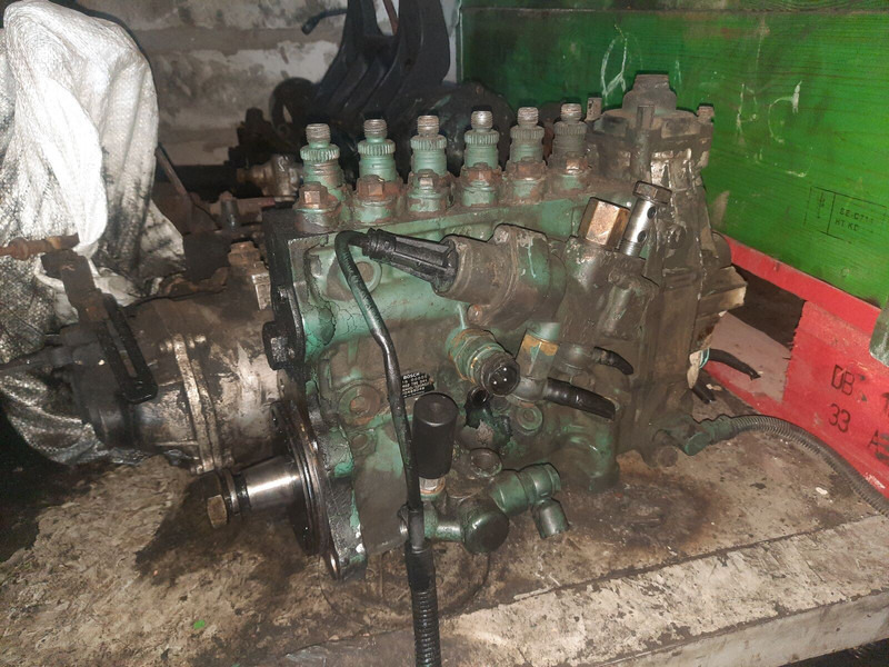 MAN . 0402746967. 0402736883. 0402946023. 034 - Bơm nhiên liệu: hình 2 MAN . 0402746967. 0402736883. 0402946023. 034 - Bơm nhiên liệu: hình 2