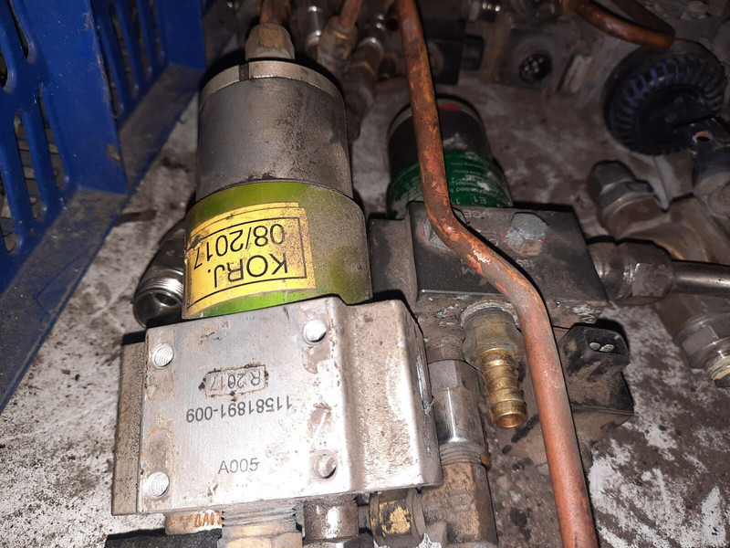 MAN E51.13111-6036 газовый редуктор - Hệ thống nhiên liệu: hình 2 MAN E51.13111-6036 газовый редуктор - Hệ thống nhiên liệu: hình 2