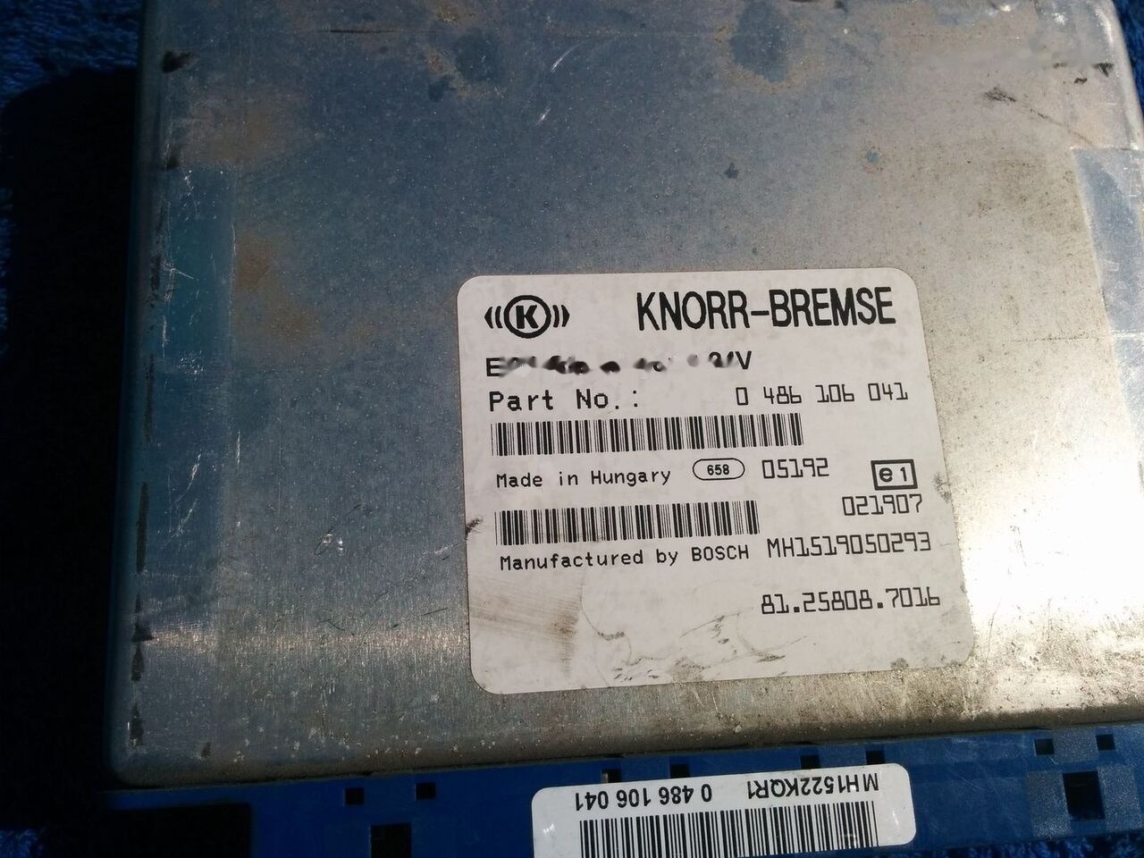 MAN WABCO ECU ZBR2 / 81.25806.7096. 4462100070 MAN CYTI - ECU cho Xe bus: hình 1 MAN WABCO ECU ZBR2 / 81.25806.7096. 4462100070 MAN CYTI - ECU cho Xe bus: hình 1