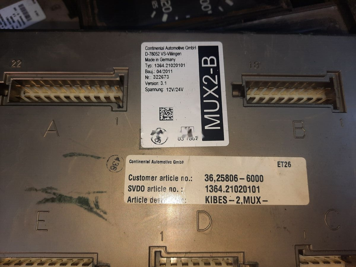 MAN ZR2-BS - VDO D78052 VS MAN CYTI - ECU cho Xe bus: hình 1 MAN ZR2-BS - VDO D78052 VS MAN CYTI - ECU cho Xe bus: hình 1