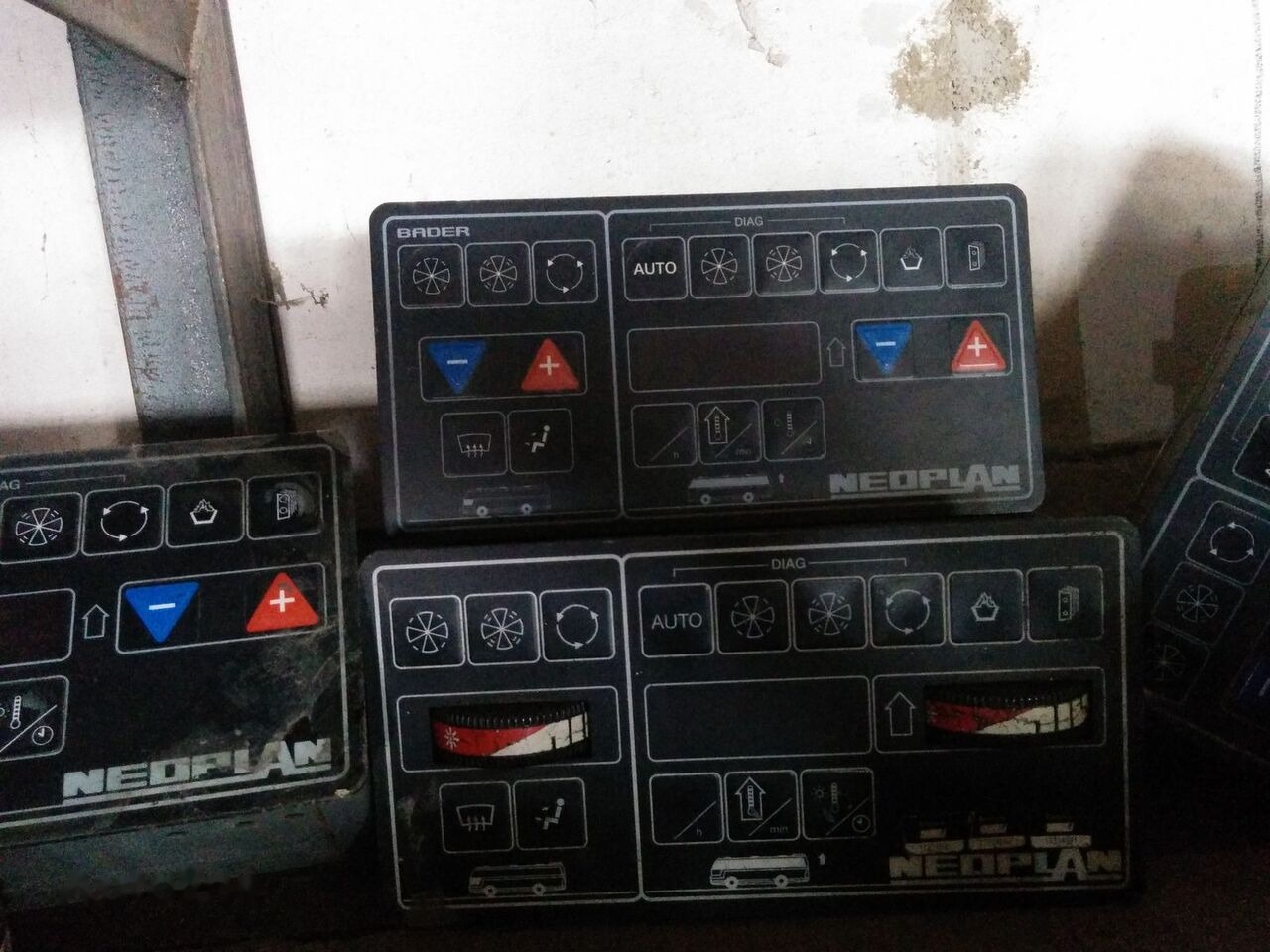 Neoplan Klimat kontrol RS232 BADER/ Clima Aire Neoplan Volvo - Linh kiện điện cho Xe bus: hình 2 Neoplan Klimat kontrol RS232 BADER/ Clima Aire Neoplan Volvo - Linh kiện điện cho Xe bus: hình 2