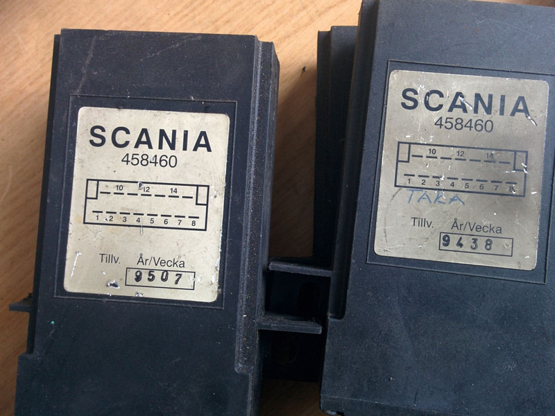 Scania 0485472. 458460 . 0881801800 - ECU: hình 4 Scania 0485472. 458460 . 0881801800 - ECU: hình 4