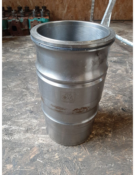 Scania - Động cơ và các bộ phận: hình 5 Scania - Động cơ và các bộ phận: hình 5