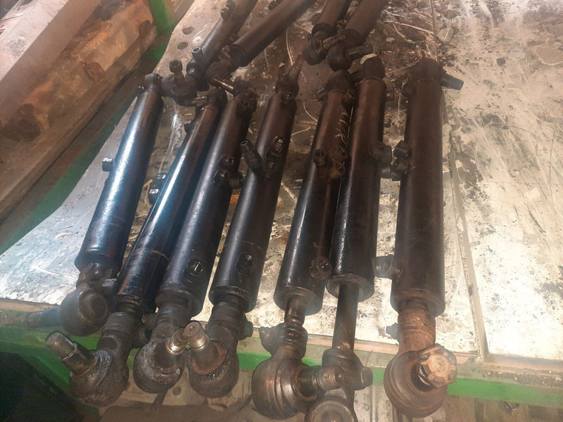 Scania цилиндр гидралический - Lái: hình 2 Scania цилиндр гидралический - Lái: hình 2