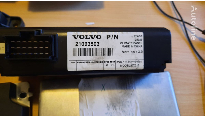Volvo 20815236-P04. 70327101. 2054900 . 20744283-01. 3192577. 20815236 - ECU: hình 4 Volvo 20815236-P04. 70327101. 2054900 . 20744283-01. 3192577. 20815236 - ECU: hình 4