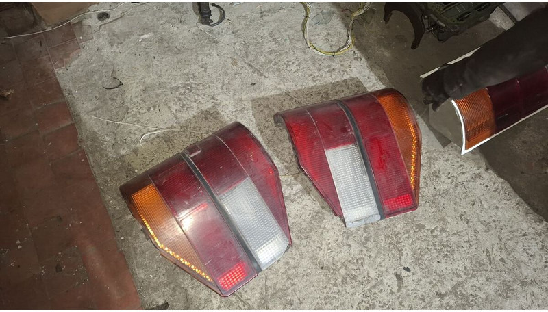 Volvo - Đèn báo rẽ: hình 1 Volvo - Đèn báo rẽ: hình 1