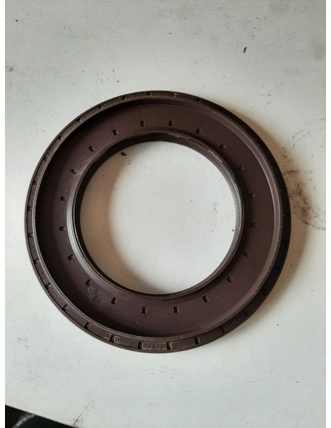 Volvo - Ổ bánh lái: hình 1 Volvo - Ổ bánh lái: hình 1