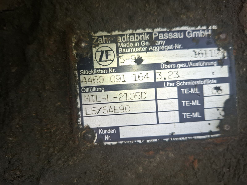 Volvo S91\PP .R9S . A-132 .RSS-1228B . RS1228SV. RS-1228C. RSS1344C. E - Bộ vi sai: hình 2 Volvo S91\PP .R9S . A-132 .RSS-1228B . RS1228SV. RS-1228C. RSS1344C. E - Bộ vi sai: hình 2