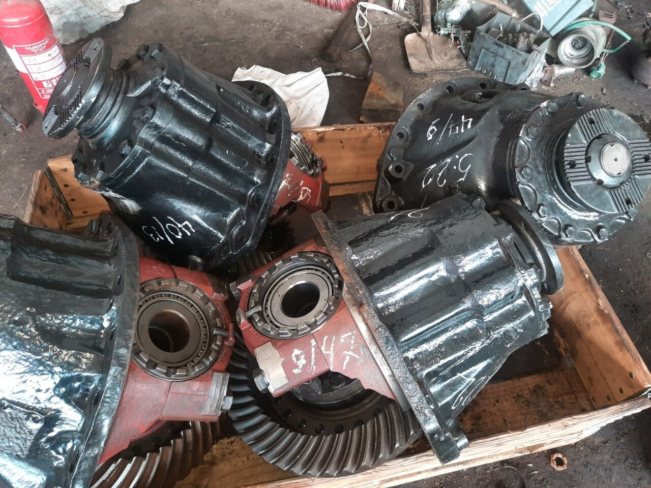Volvo S91\PP .R9S . A-132 .RSS-1228B . RS1228SV. RS-1228C. RSS1344C. E Volvo B7R - Bộ vi sai cho Xe bus: hình 1 Volvo S91\PP .R9S . A-132 .RSS-1228B . RS1228SV. RS-1228C. RSS1344C. E Volvo B7R - Bộ vi sai cho Xe bus: hình 1