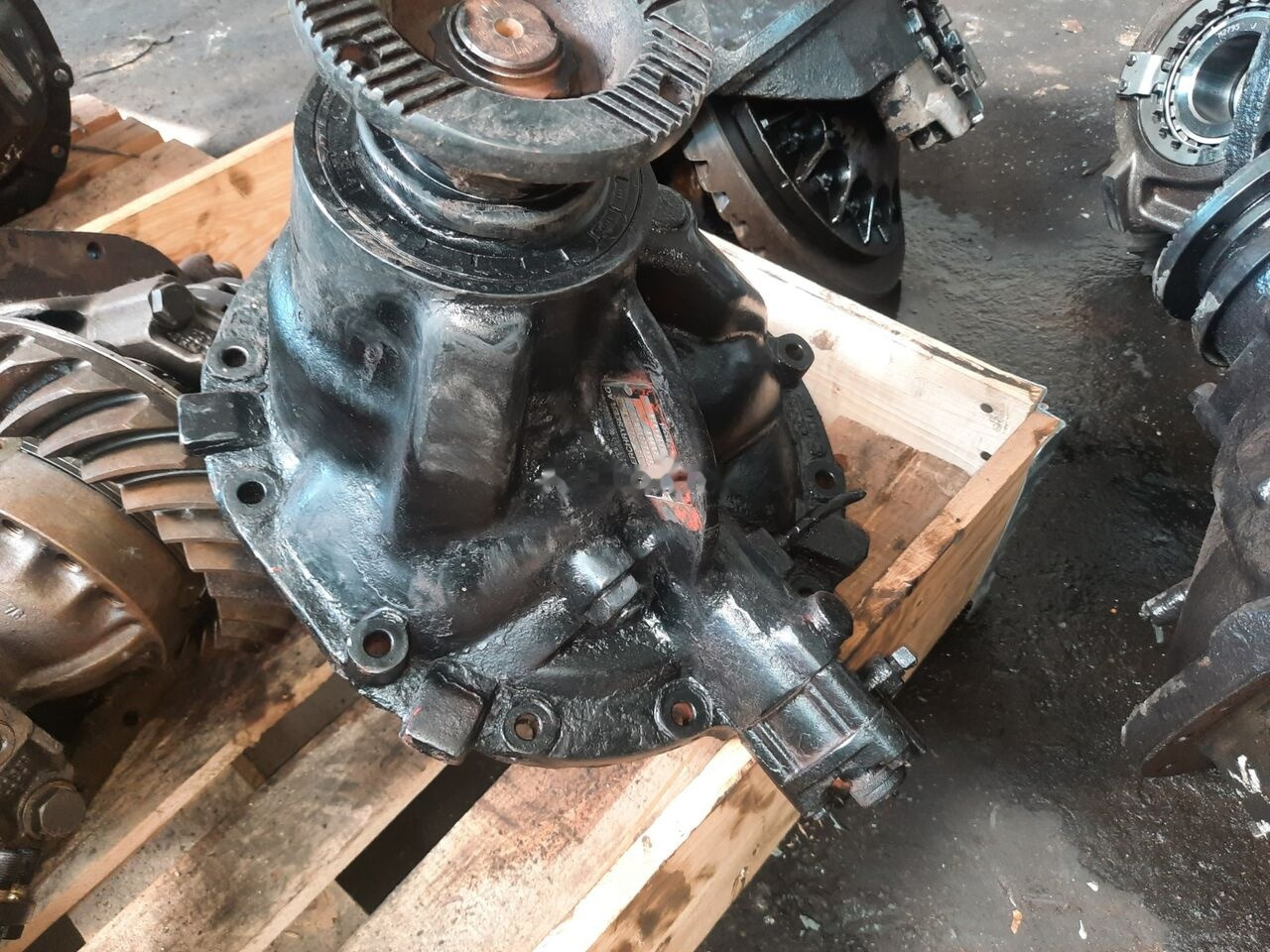 Volvo S91\PP .R9S . A-132 .RSS-1228B . RS1228SV. RS-1228C. RSS1344C. E Volvo B7R - Bộ vi sai cho Xe bus: hình 2 Volvo S91\PP .R9S . A-132 .RSS-1228B . RS1228SV. RS-1228C. RSS1344C. E Volvo B7R - Bộ vi sai cho Xe bus: hình 2