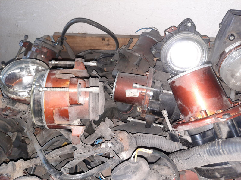 Đèn trước Volvo Скания омни линк: hình 10