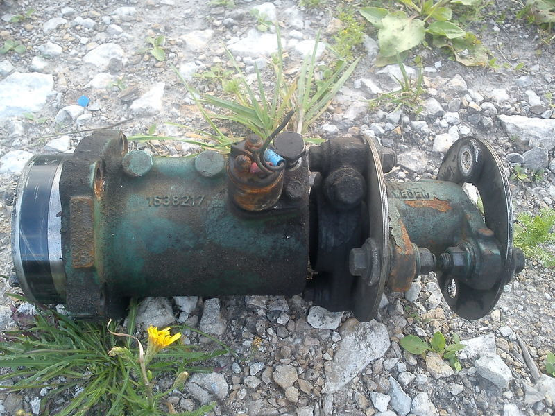 Volvo привода шкивов ремней и топливного насоса - Trục khuỷu: hình 2 Volvo привода шкивов ремней и топливного насоса - Trục khuỷu: hình 2