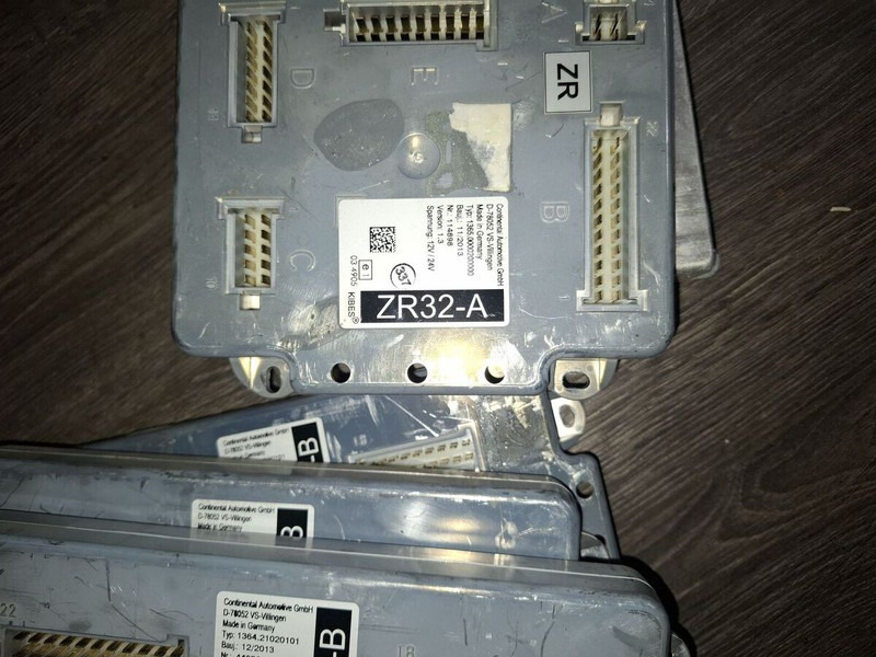 Wabco 4461350410.\4461702000 /4461900010 - ECU: hình 2 Wabco 4461350410.\4461702000 /4461900010 - ECU: hình 2