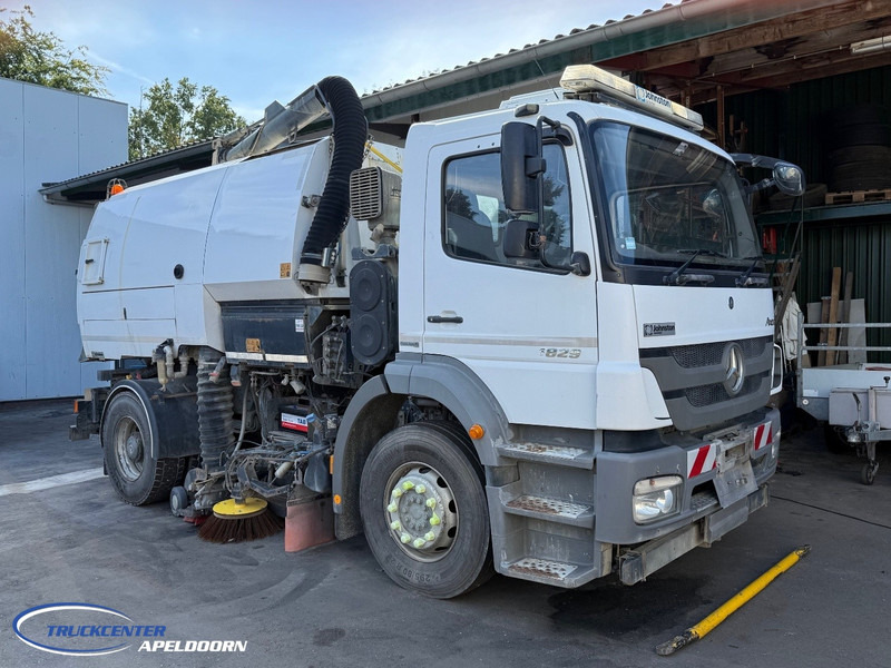 Mercedes-Benz Axor 1829 Johnston, Versnellingsbak of tussenbak probleem - Xe quét đường: hình 1 Mercedes-Benz Axor 1829 Johnston, Versnellingsbak of tussenbak probleem - Xe quét đường: hình 1