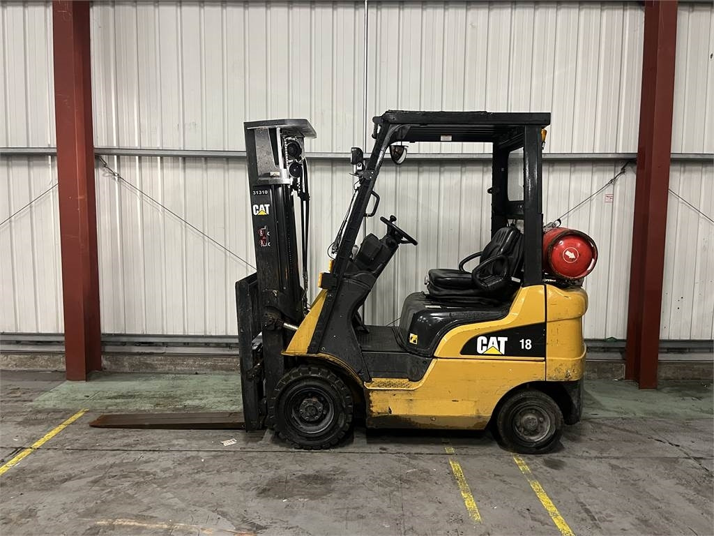 CAT GP18NT - Xe nâng gas: hình 1 CAT GP18NT - Xe nâng gas: hình 1