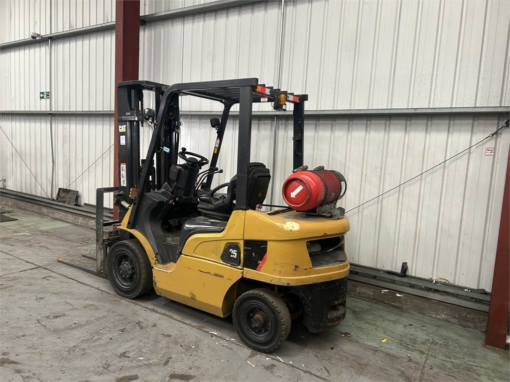 CAT GP25NT - Xe nâng gas: hình 3 CAT GP25NT - Xe nâng gas: hình 3