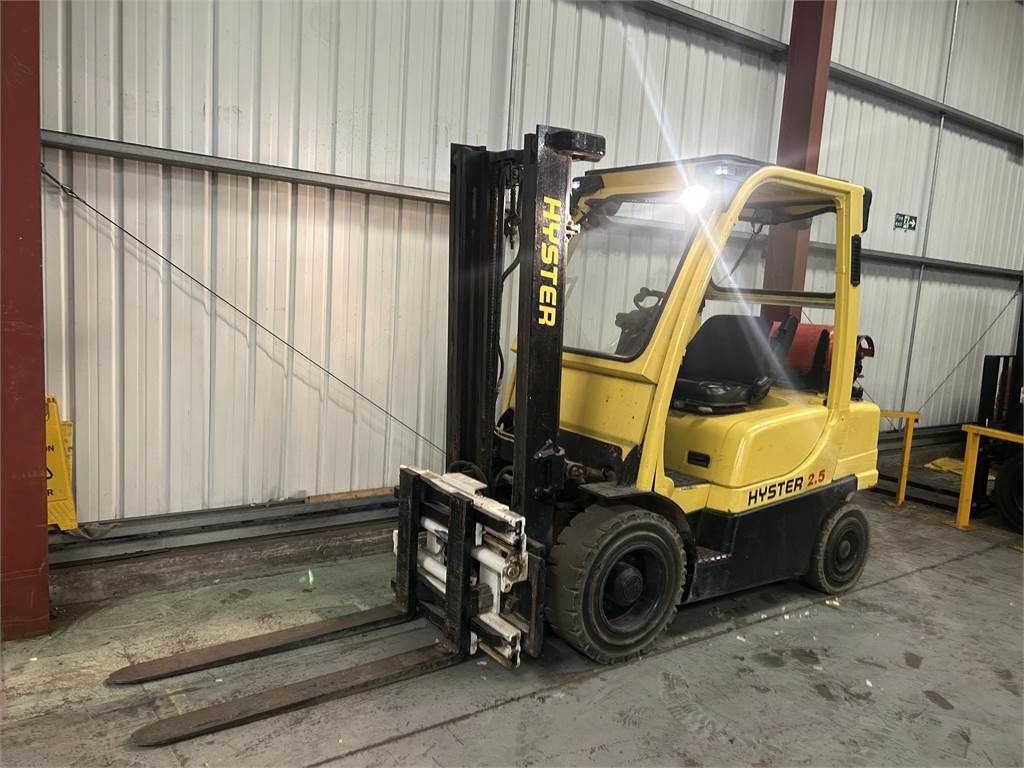Hyster H2.5FT - Xe nâng gas: hình 2 Hyster H2.5FT - Xe nâng gas: hình 2