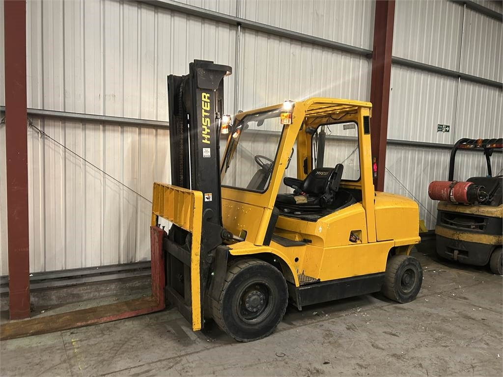 Hyster H4.00XM - Xe nâng diesel: hình 2 Hyster H4.00XM - Xe nâng diesel: hình 2