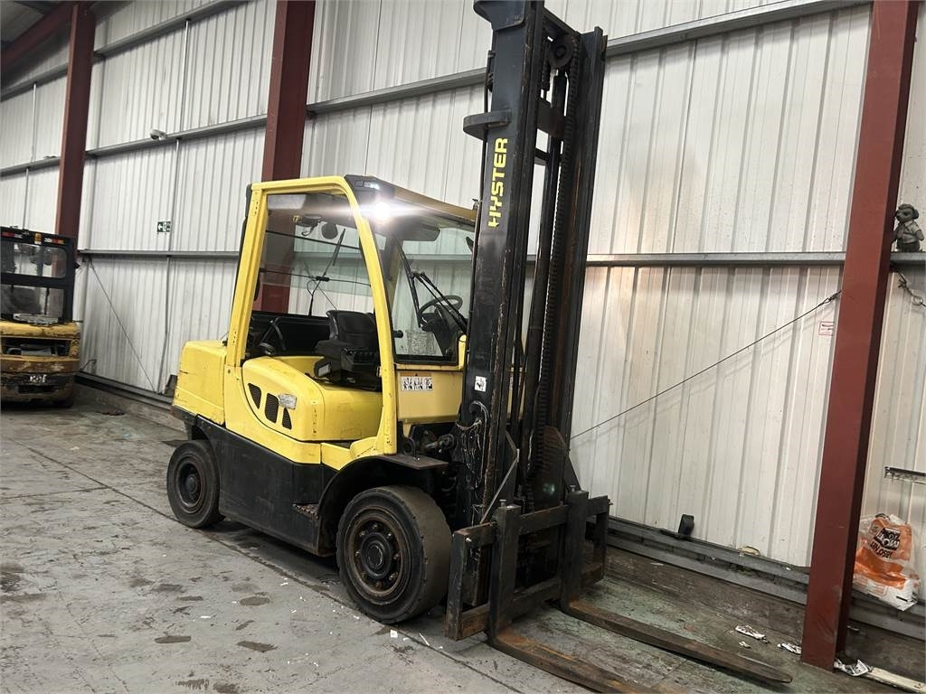 Hyster H4.0FTS - Xe nâng diesel: hình 4 Hyster H4.0FTS - Xe nâng diesel: hình 4