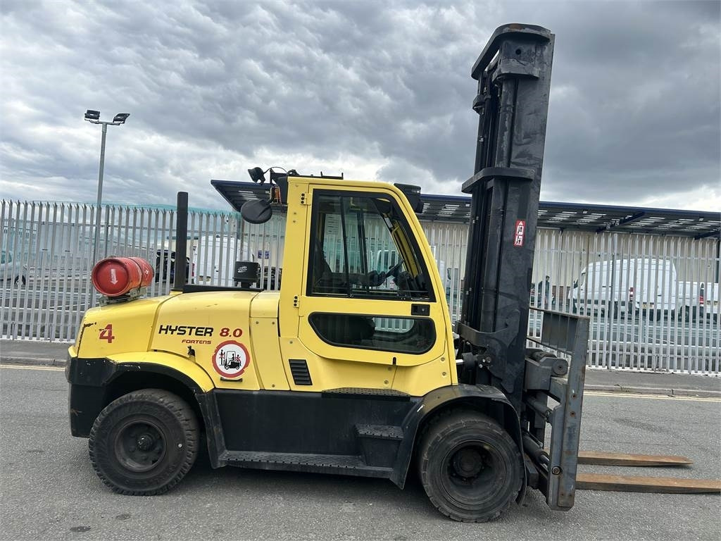Hyster H8.0FT9 - Xe nâng gas: hình 4 Hyster H8.0FT9 - Xe nâng gas: hình 4