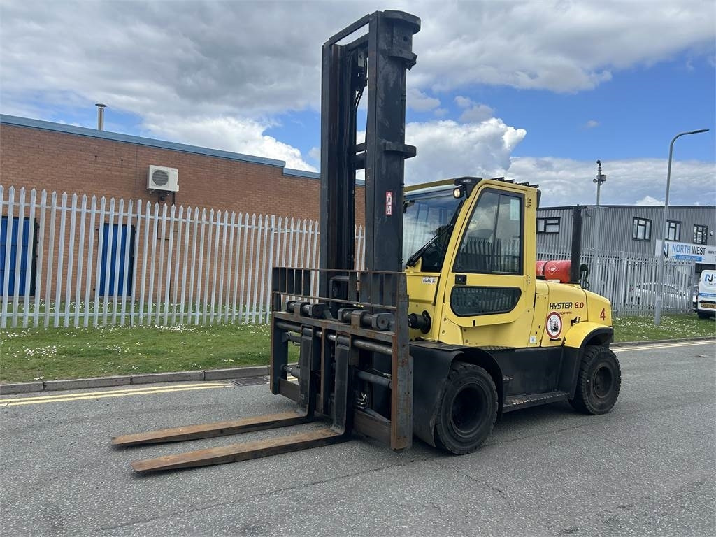 Hyster H8.0FT9 - Xe nâng gas: hình 2 Hyster H8.0FT9 - Xe nâng gas: hình 2