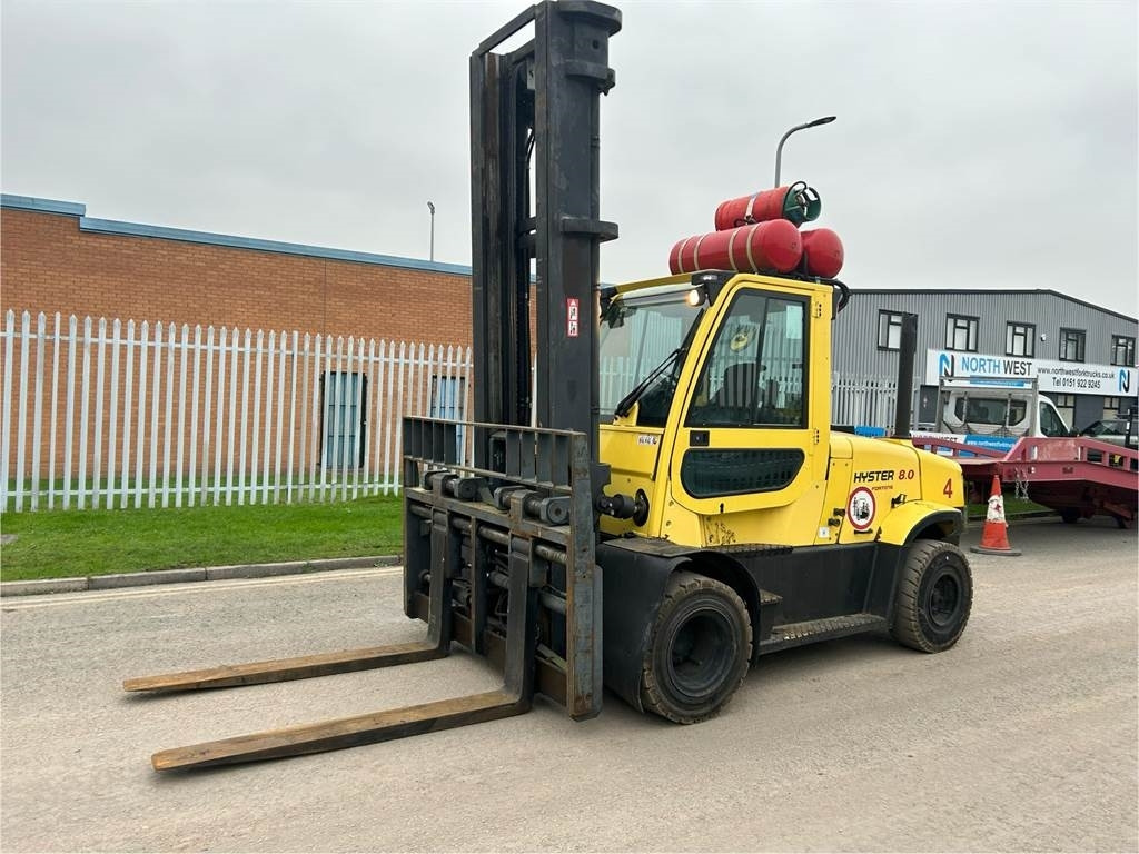 Hyster H8.0FT9 - Xe nâng gas: hình 2 Hyster H8.0FT9 - Xe nâng gas: hình 2