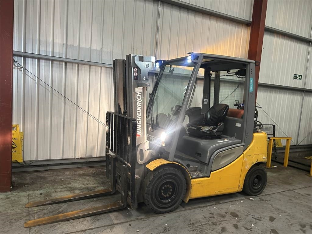 Jungheinrich TFG425S - Xe nâng gas: hình 2 Jungheinrich TFG425S - Xe nâng gas: hình 2