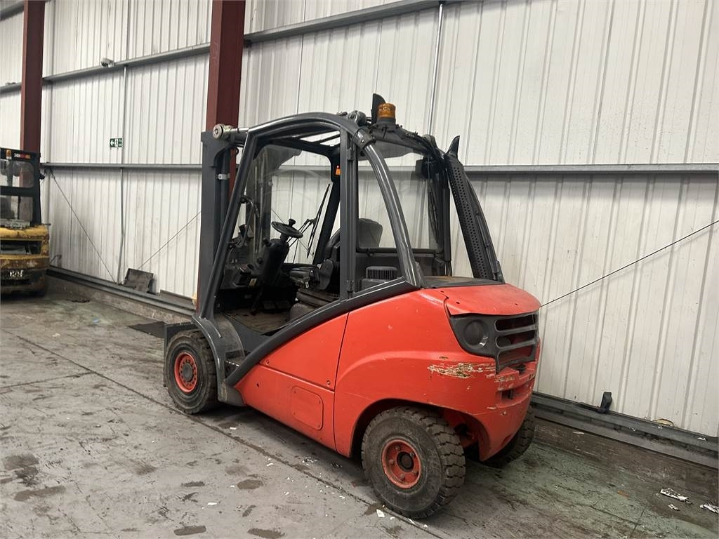 Linde H30D - Xe nâng diesel: hình 3 Linde H30D - Xe nâng diesel: hình 3