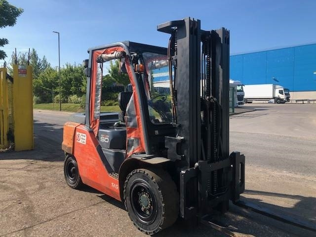 Toyota 40-8FD45N - Xe nâng diesel: hình 1 Toyota 40-8FD45N - Xe nâng diesel: hình 1