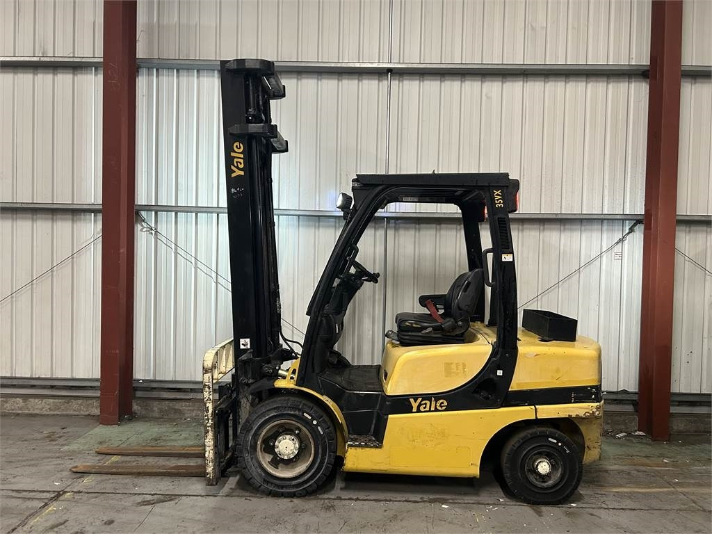 Yale GDP35VX - Xe nâng diesel: hình 1 Yale GDP35VX - Xe nâng diesel: hình 1