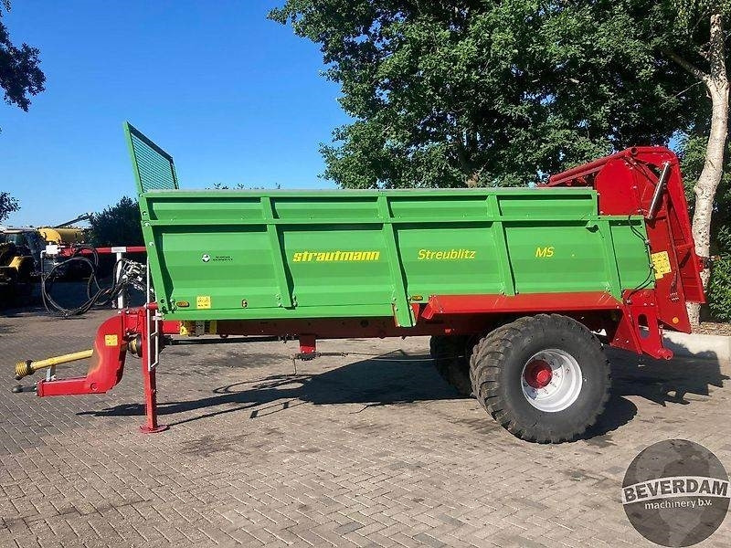 Strautmann MS 901 - Máy rải phân chuồng: hình 2 Strautmann MS 901 - Máy rải phân chuồng: hình 2