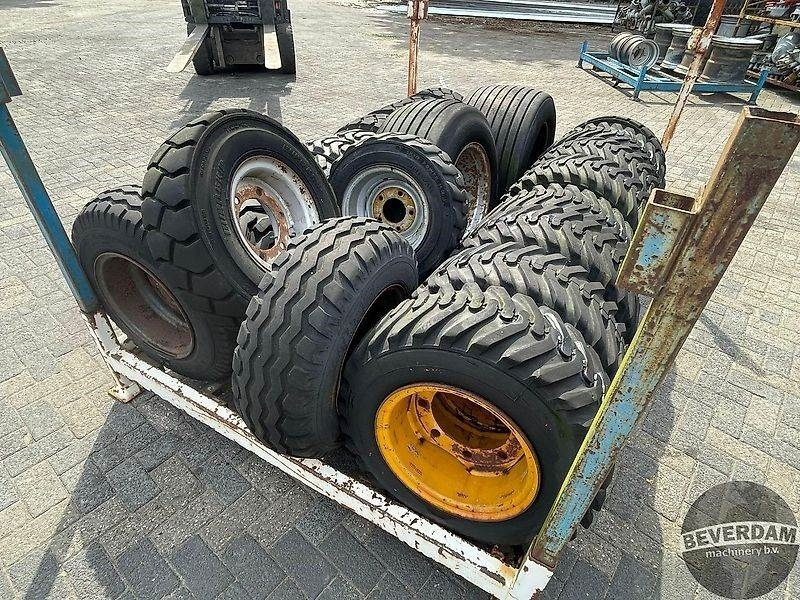 Verschillende banden met velg - Lốp cho Máy móc nông nghiệp: hình 4 Verschillende banden met velg - Lốp cho Máy móc nông nghiệp: hình 4