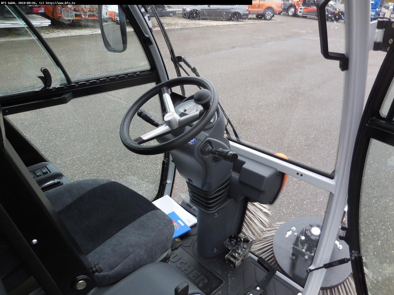 CityCat 1300 CityCat 1300 EuroMot IIIA - 2-Besen - Xe quét đường: hình 4 CityCat 1300 CityCat 1300 EuroMot IIIA - 2-Besen - Xe quét đường: hình 4