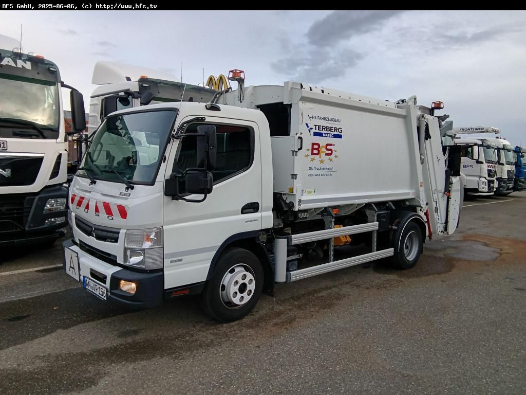 FUSO Canter 9C18 AMT 4x2 HS HL 8,5 t Olympus M - Xe tải chở rác: hình 1 FUSO Canter 9C18 AMT 4x2 HS HL 8,5 t Olympus M - Xe tải chở rác: hình 1