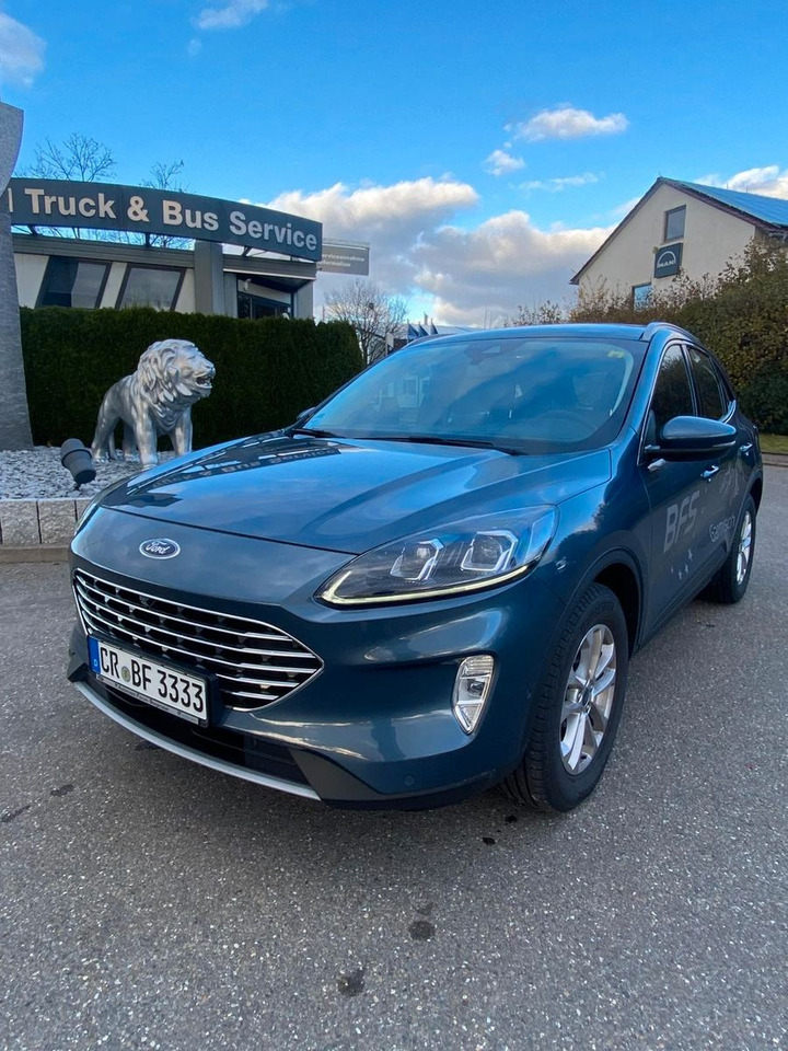 Ford Kuga Titanium 4X4 AWD - SUV: hình 4 Ford Kuga Titanium 4X4 AWD - SUV: hình 4