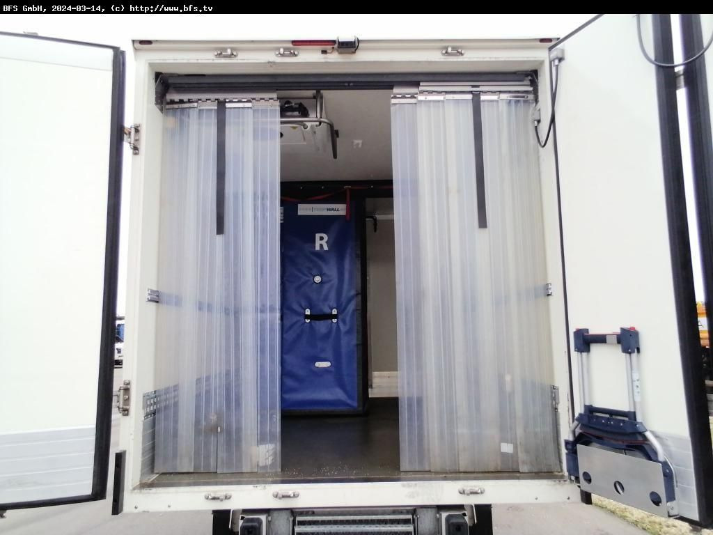 MAN TGE 3.140 4x2 F SB Bi-Temp Kühlkoffer, Carrier P MAN TGE 3.140 4x2 F SB Bi-Temp Kühlkoffer, Carrier P - Xe van đông lạnh: hình 2 MAN TGE 3.140 4x2 F SB Bi-Temp Kühlkoffer, Carrier P MAN TGE 3.140 4x2 F SB Bi-Temp Kühlkoffer, Carrier P - Xe van đông lạnh: hình 2