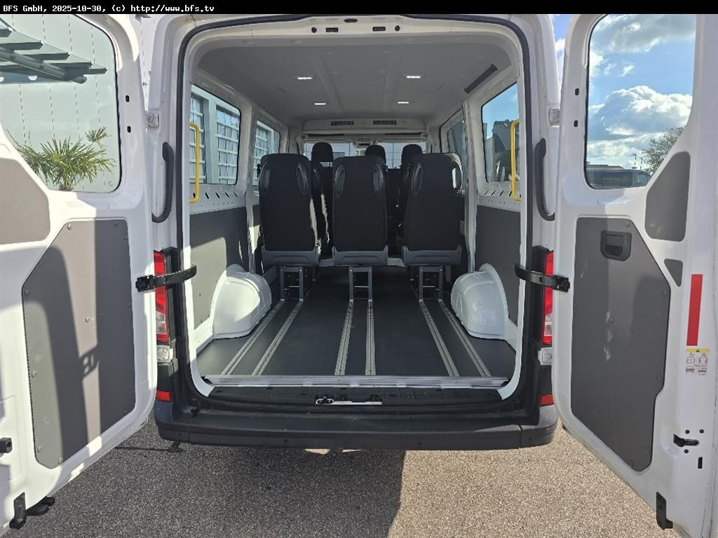 MAN TGE 3.140 4x2 F SB Kleinbus 9-Sitzer - Xe bus mini, Xe van chở khách: hình 3 MAN TGE 3.140 4x2 F SB Kleinbus 9-Sitzer - Xe bus mini, Xe van chở khách: hình 3