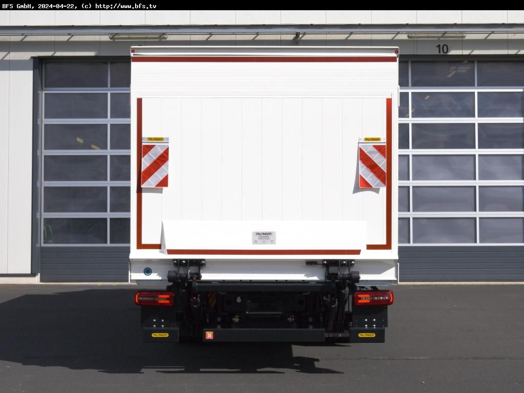 MAN TGL (TG3) 12.220 4x2 BL CH - Xe tải hộp: hình 4 MAN TGL (TG3) 12.220 4x2 BL CH - Xe tải hộp: hình 4