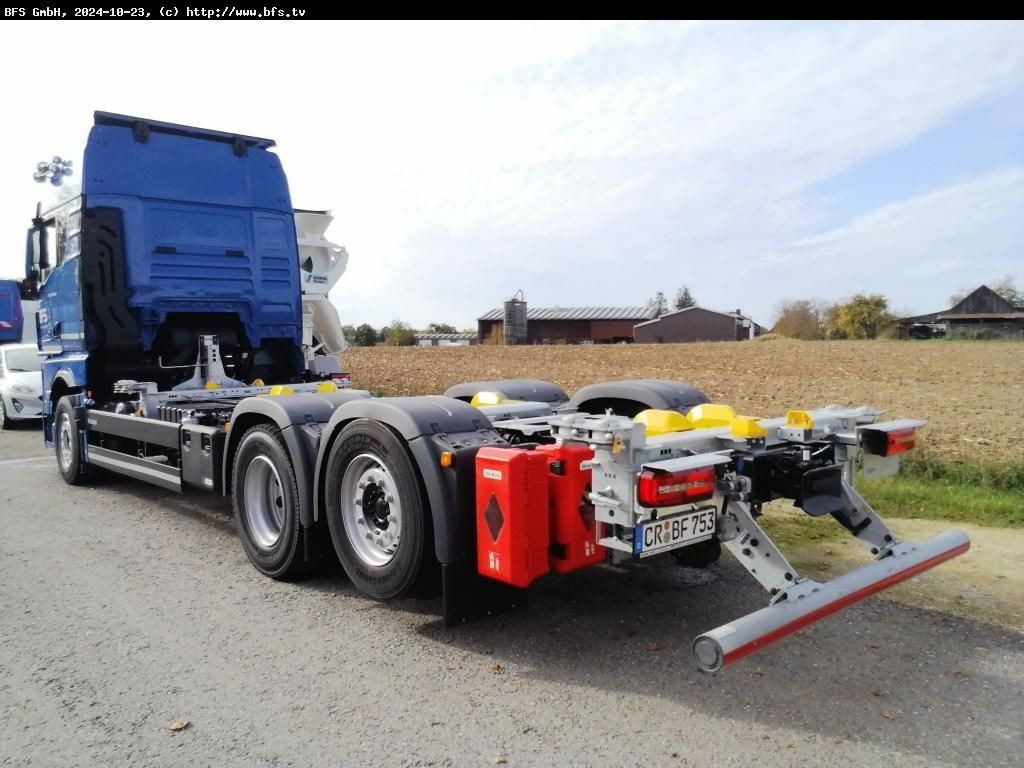 MAN TGX (TG3) 26.520 6x2-2 LL CH BDF Multi, SDG - Xe chở container/ Xe tải hoán đổi thân: hình 3 MAN TGX (TG3) 26.520 6x2-2 LL CH BDF Multi, SDG - Xe chở container/ Xe tải hoán đổi thân: hình 3