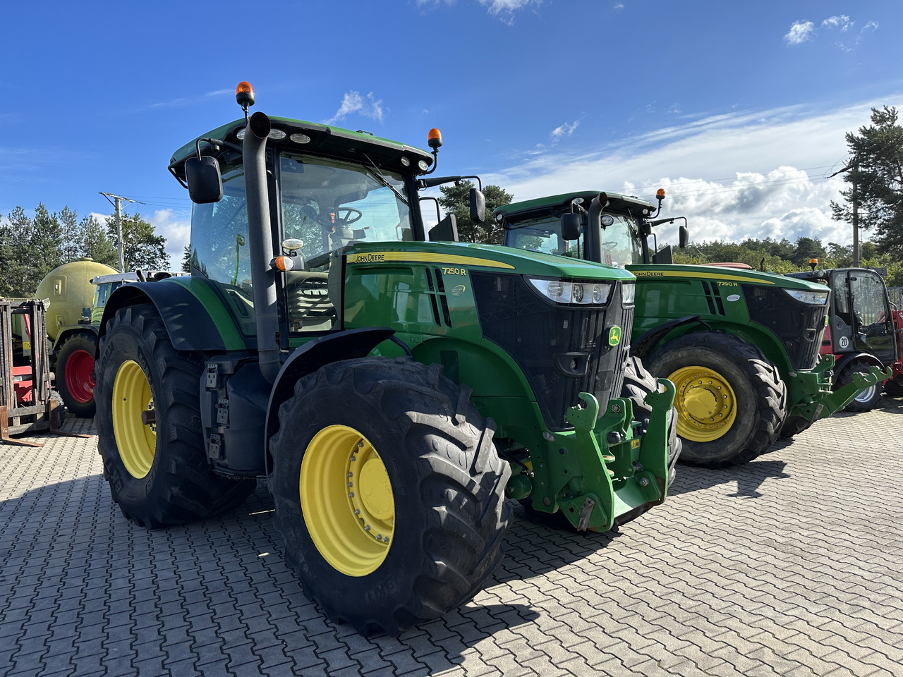 Cho thuê  John Deere 7290R AutoPower 55 km/h ABS 310 PS GPS John Deere 7290R AutoPower 55 km/h ABS 310 PS GPS: hình 7