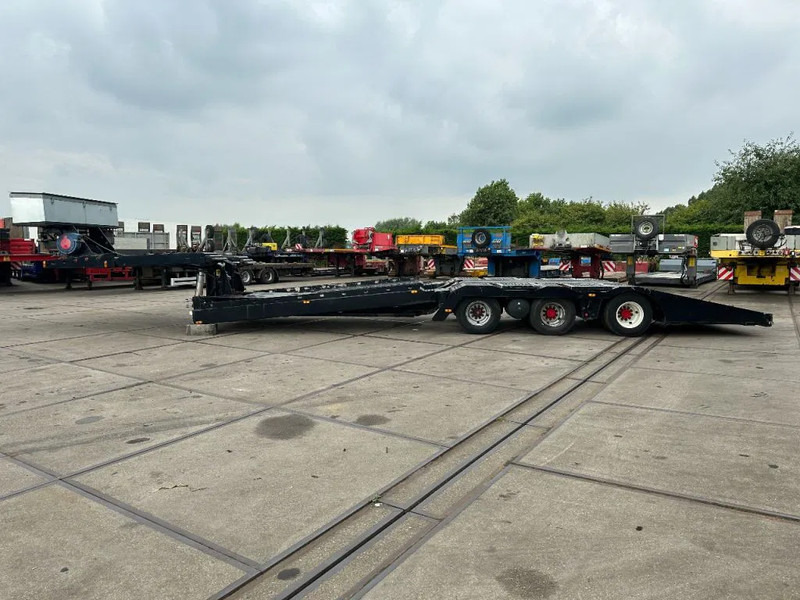 Bodex 3 AXLE TRUCKTRANSPORTER - Sơ mi rơ moóc tự động vận chuyển: hình 2 Bodex 3 AXLE TRUCKTRANSPORTER - Sơ mi rơ moóc tự động vận chuyển: hình 2