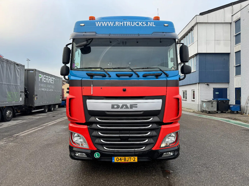 DAF XF 440 6X2 EURO 6 + HERTOGHS HANGER 2X BPW AXLE DHOLLANDIA 3000 KG - Xe tải thùng mui bạt: hình 2 DAF XF 440 6X2 EURO 6 + HERTOGHS HANGER 2X BPW AXLE DHOLLANDIA 3000 KG - Xe tải thùng mui bạt: hình 2