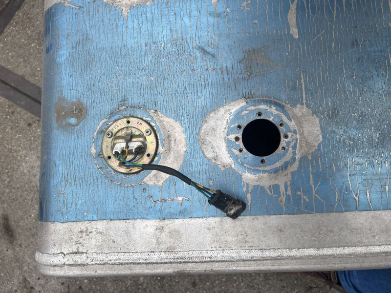Diversen Hydrauliek tank l 70 b 45 h 62 - Thủy lực cho Xe tải: hình 2 Diversen Hydrauliek tank l 70 b 45 h 62 - Thủy lực cho Xe tải: hình 2